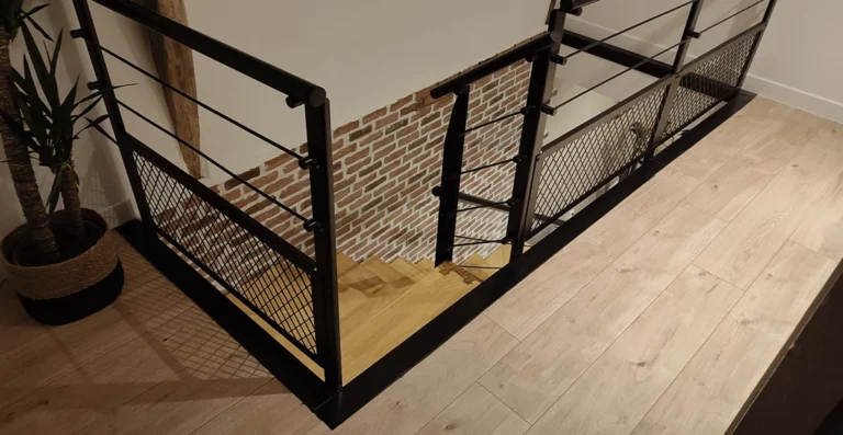 M3x Escalier Quart Tournant La Chapelle Sur Erdre Mea 12